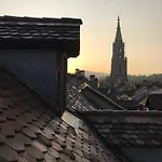 Bright & Stylish-Heart Of Old City-Experienced Hosts Lägenhet