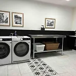Bright & Stylish-Heart Of Old City-Experienced Hosts Bern