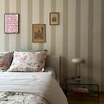 Bright & Stylish-Heart Of Old City-Experienced Hosts Lägenhet