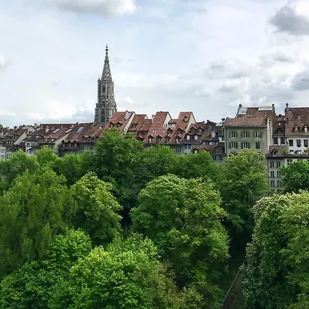 Bright & Stylish-heart Of Old City-experienced Hosts Lägenhet