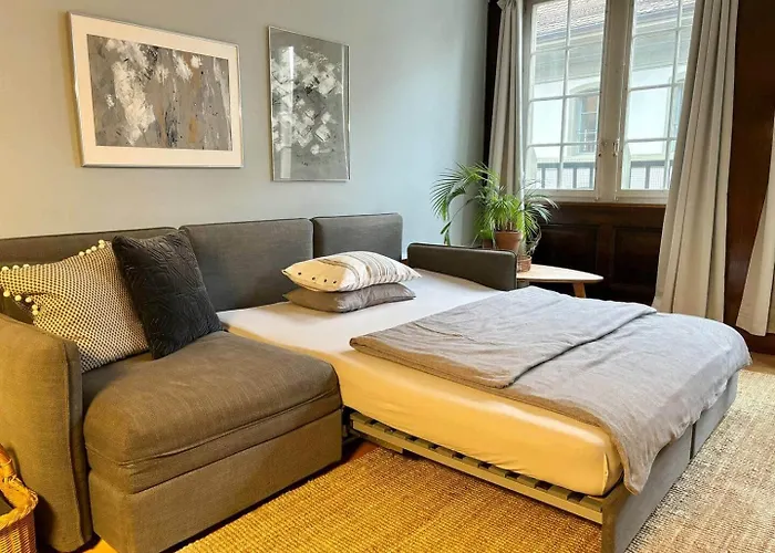 Wake Up In Old Town Queen Bed Fast Wifi Daire *