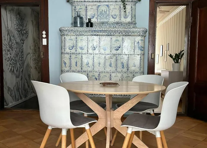 Wake Up In Old Town Queen Bed Fast Wifi 伯尔尼