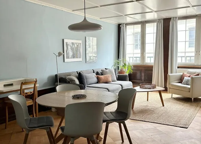 Wake Up In Old Town Queen Bed Fast Wifi * 伯尔尼